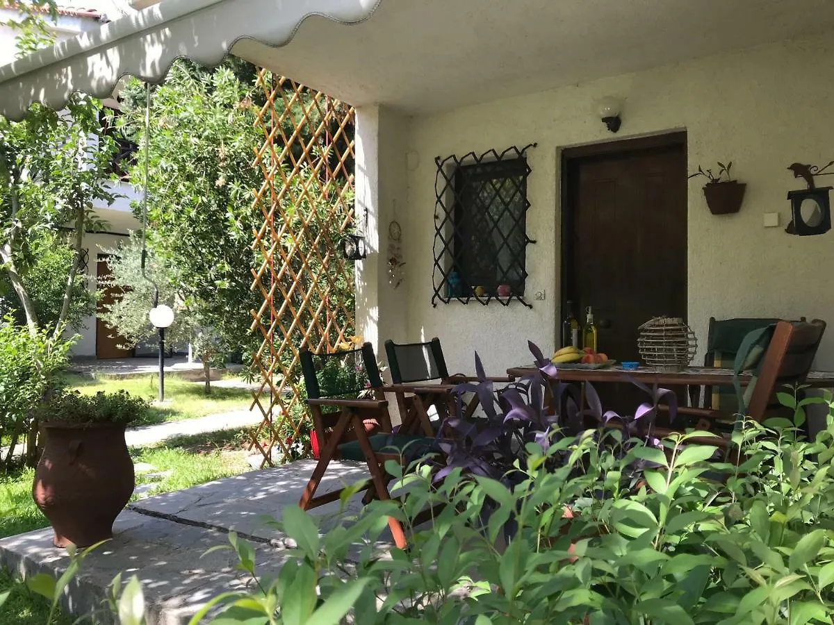 Holiday home Beachside House Siviri